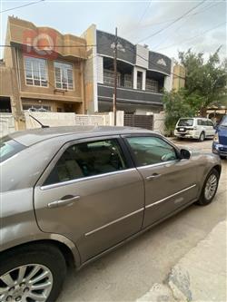 کرایسلەر 300